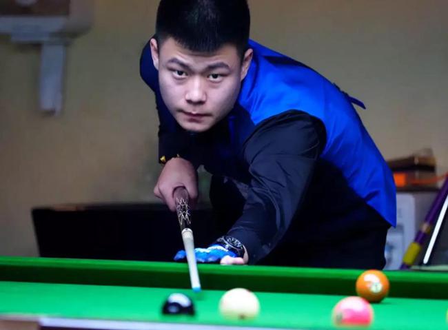 他进站换上 他进站换上