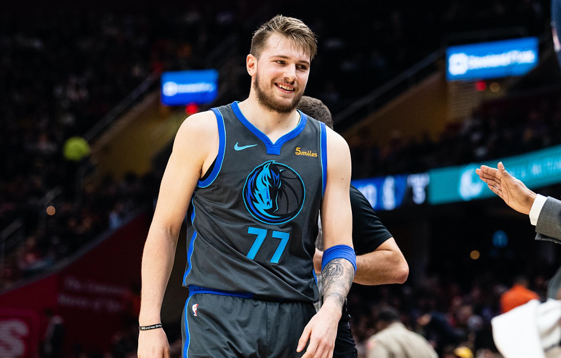 三人篮球需 三人篮球需