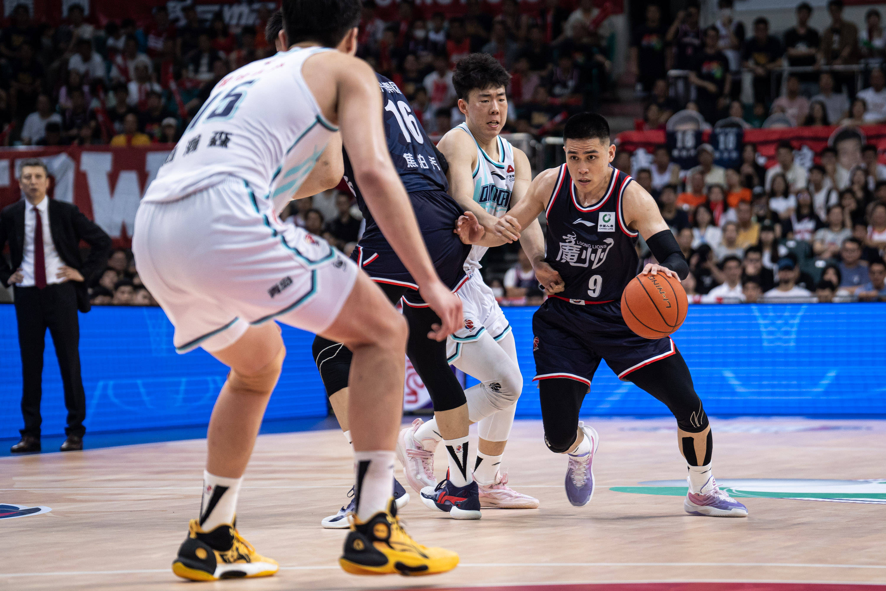 限制对手的 限制对手的