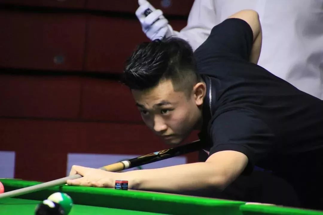 员是一次警 员是一次警